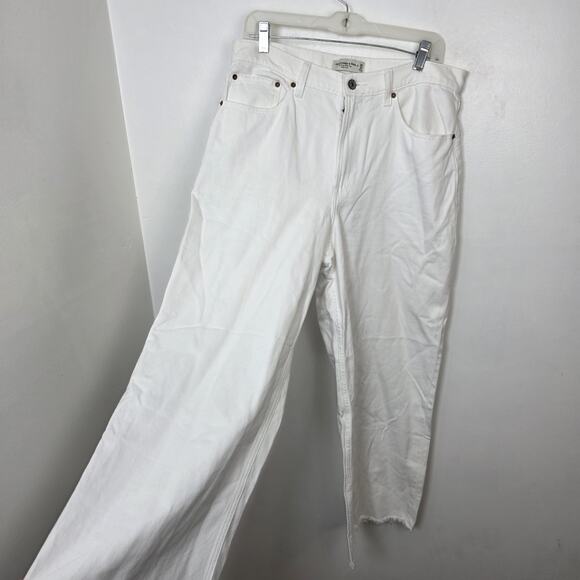 Abercrombie & Fitch White The Crop Wide Leg Raw Hem Jeans Size 10 - Picture 4 of 9
